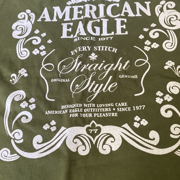 American Eagle olive green T-shirt - Picture 2 of 3